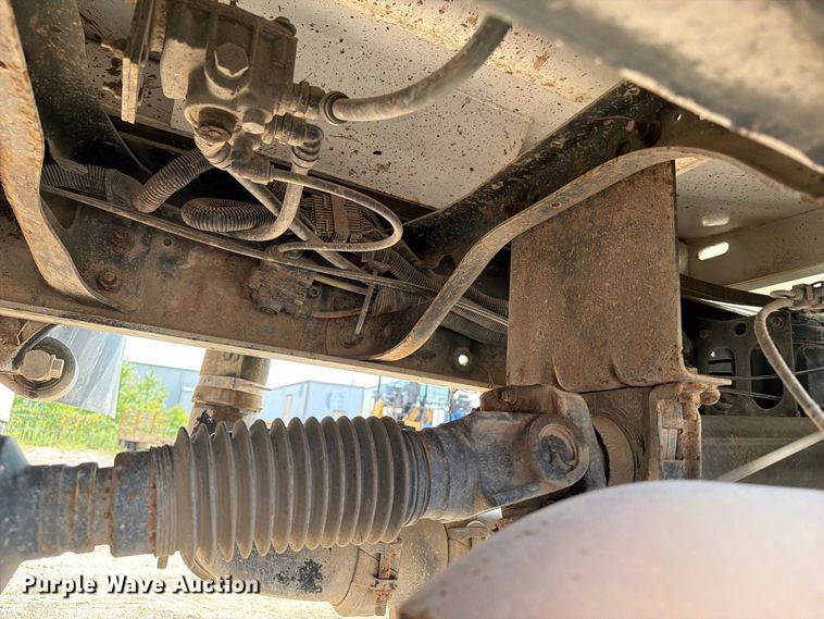 image for item FI0403 2013 International DuraStar 4300 water truck