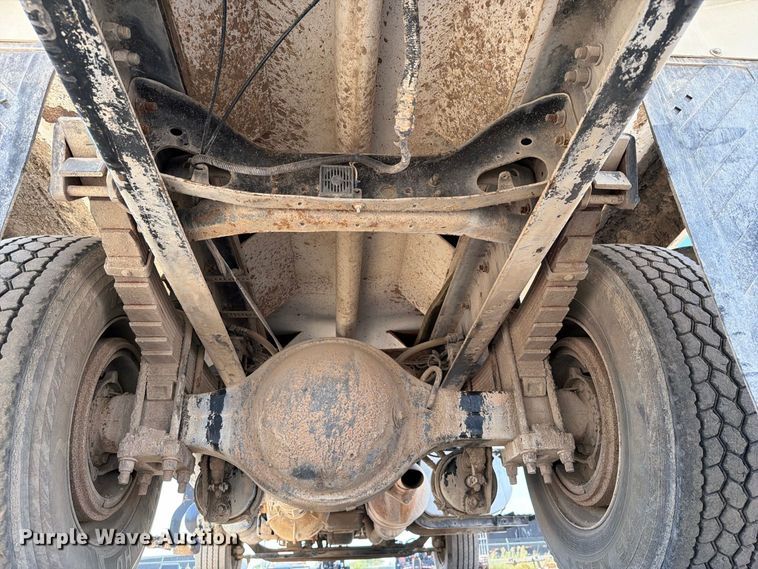 image for item FI0403 2013 International DuraStar 4300 water truck