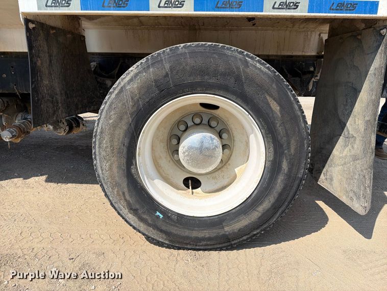 image for item FI0403 2013 International DuraStar 4300 water truck