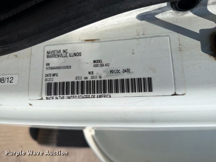 image for item FI0403 2013 International DuraStar 4300 water truck