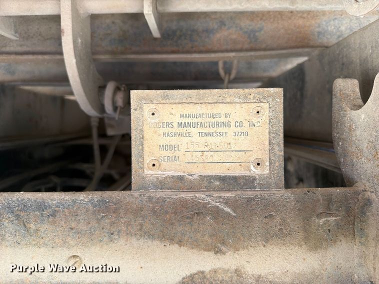 image for item FI0404 2016 Peterbilt 567 dump truck