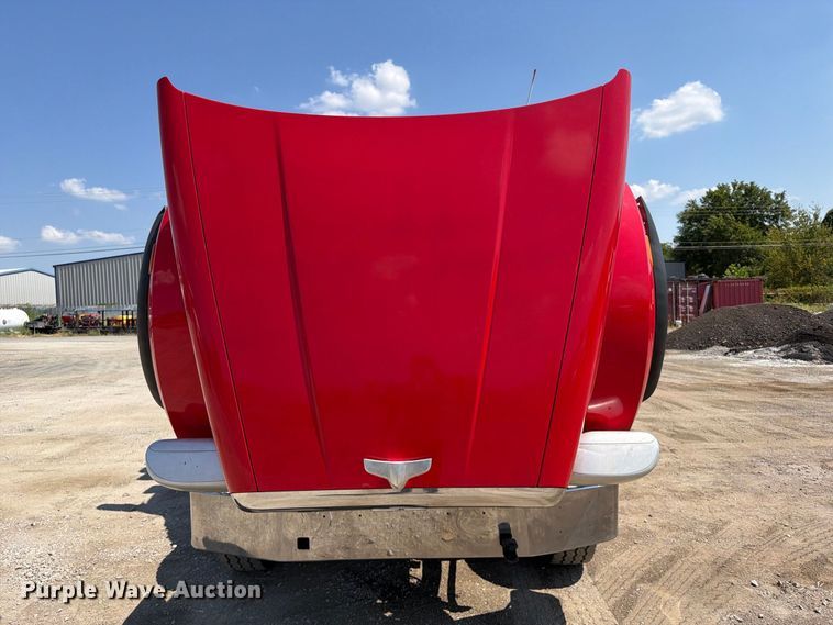 image for item FI0404 2016 Peterbilt 567 dump truck