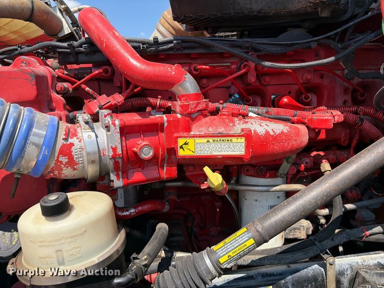 image for item FI0404 2016 Peterbilt 567 dump truck