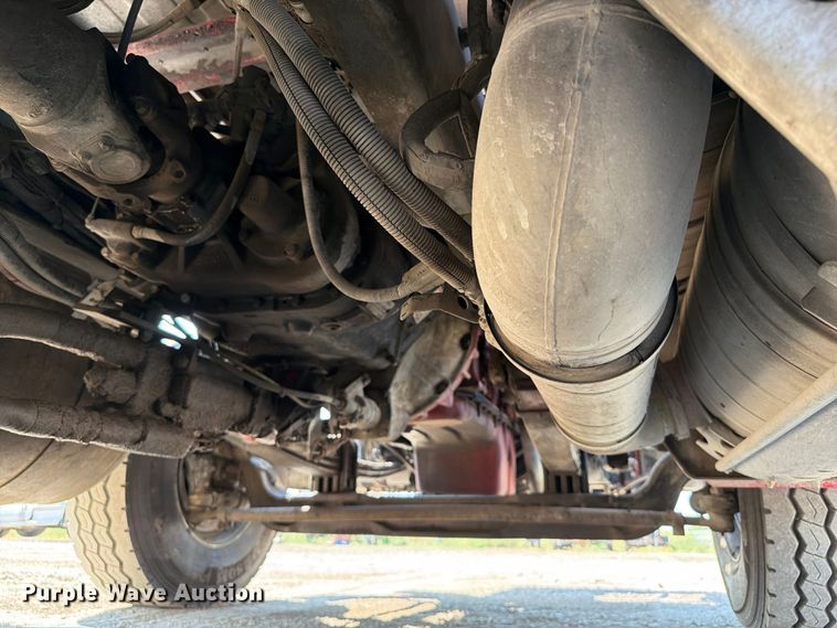 image for item FI0404 2016 Peterbilt 567 dump truck