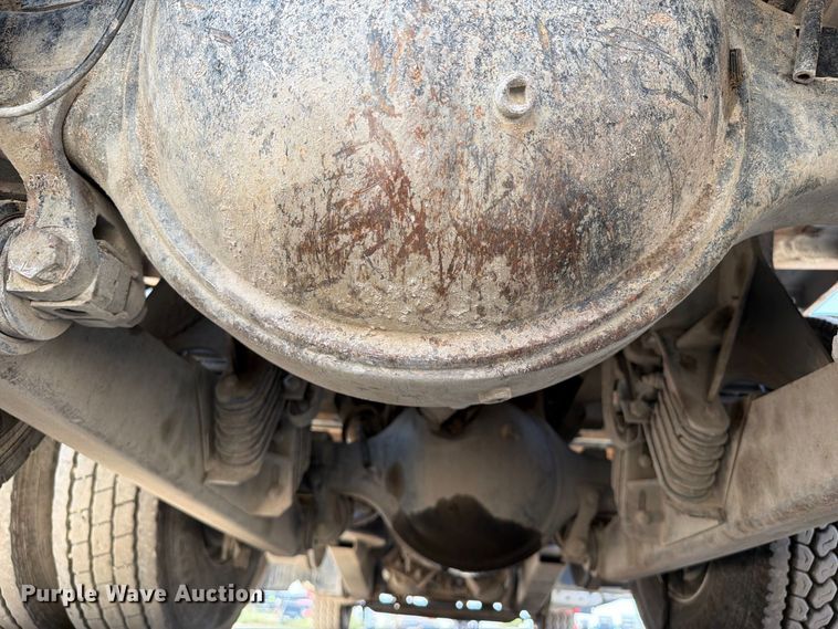 image for item FI0404 2016 Peterbilt 567 dump truck