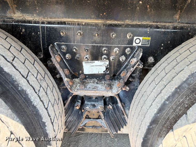 image for item FI0404 2016 Peterbilt 567 dump truck