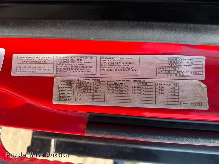 image for item FI0404 2016 Peterbilt 567 dump truck