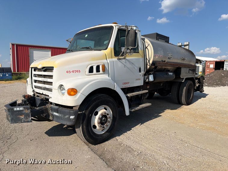 2007 Sterling L7500 oil distributor truck