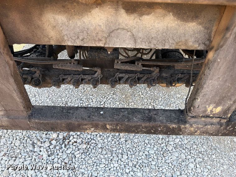 image for item FI0407 2007 Sterling L7500 oil distributor truck