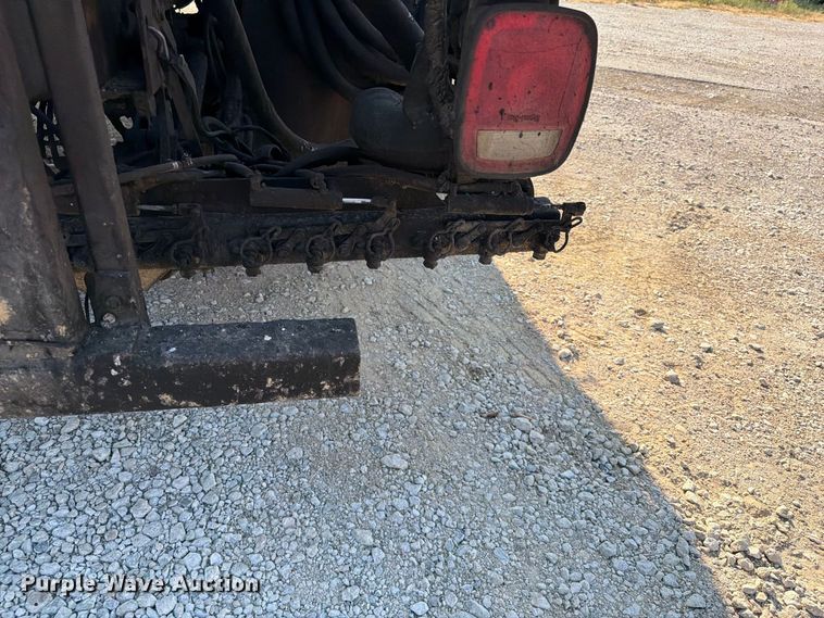 image for item FI0407 2007 Sterling L7500 oil distributor truck