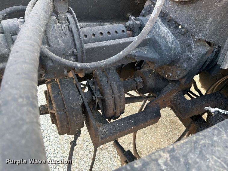 image for item FI0407 2007 Sterling L7500 oil distributor truck