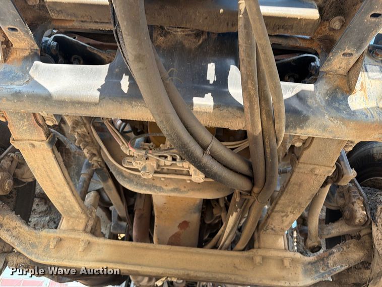 image for item FI0407 2007 Sterling L7500 oil distributor truck