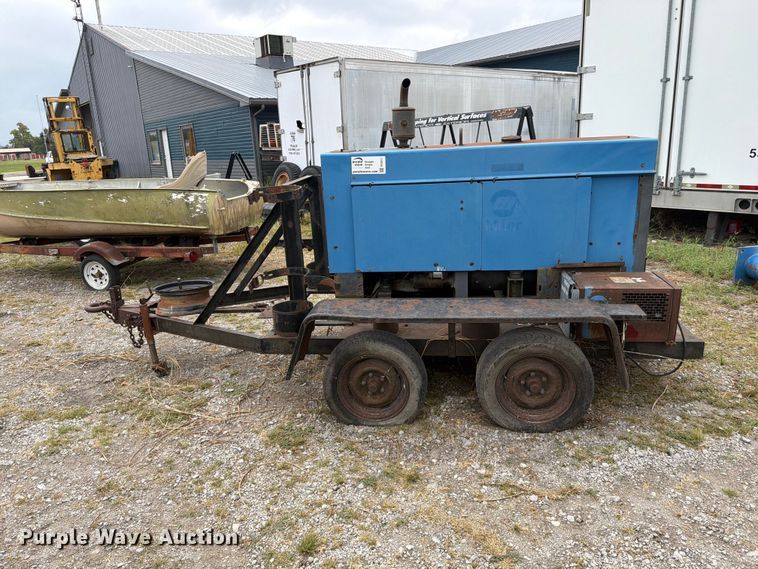 image for item FI1011 1988 Miller Trailblazer 44D welder/generator