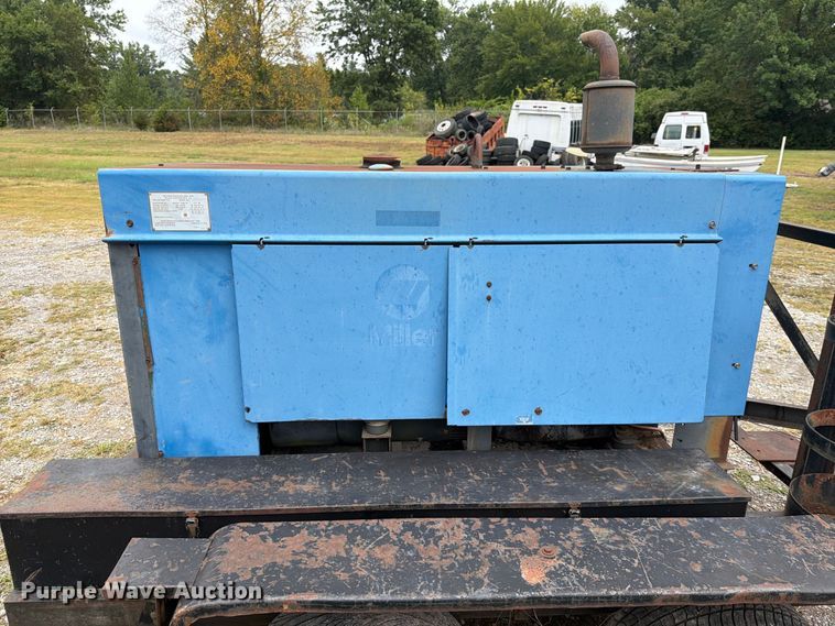 image for item FI1011 1988 Miller Trailblazer 44D welder/generator