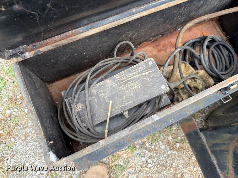 image for item FI1011 1988 Miller Trailblazer 44D welder/generator