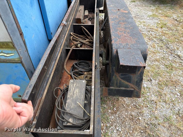 image for item FI1011 1988 Miller Trailblazer 44D welder/generator
