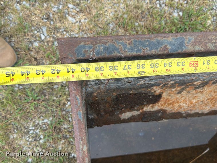 image for item FI1014 H&H K3000 42 Tilt DC hydraulic tilting bucket