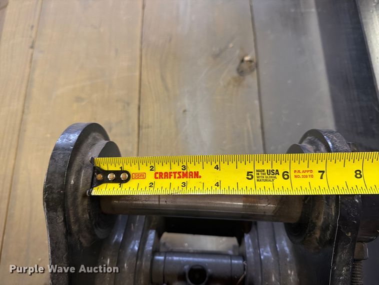 image for item FI1015 Paladin 70 series hydraulic coupler