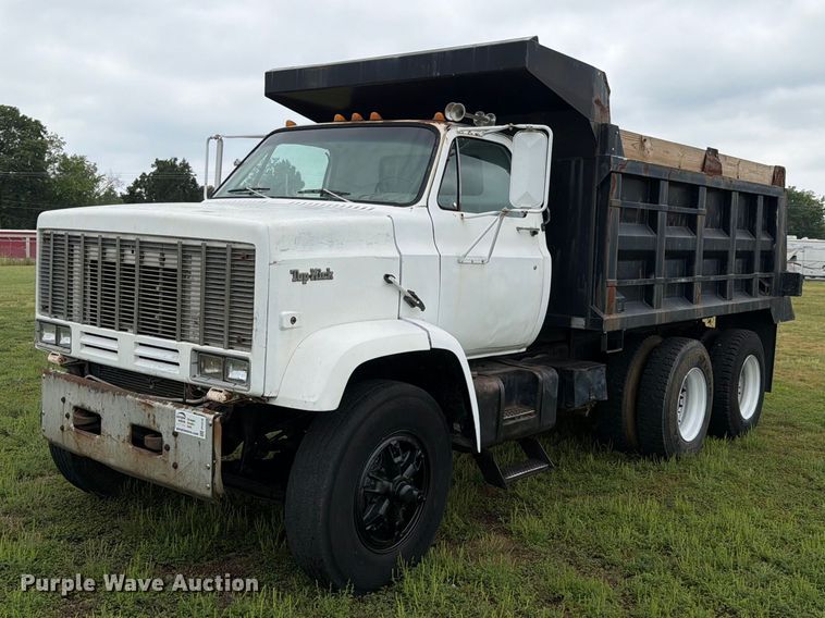 image for item FI1016 1988 GMC C7 Top Kick dump truck