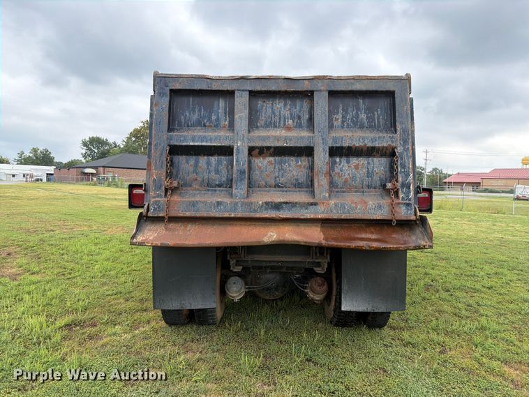 image for item FI1016 1988 GMC C7 Top Kick dump truck
