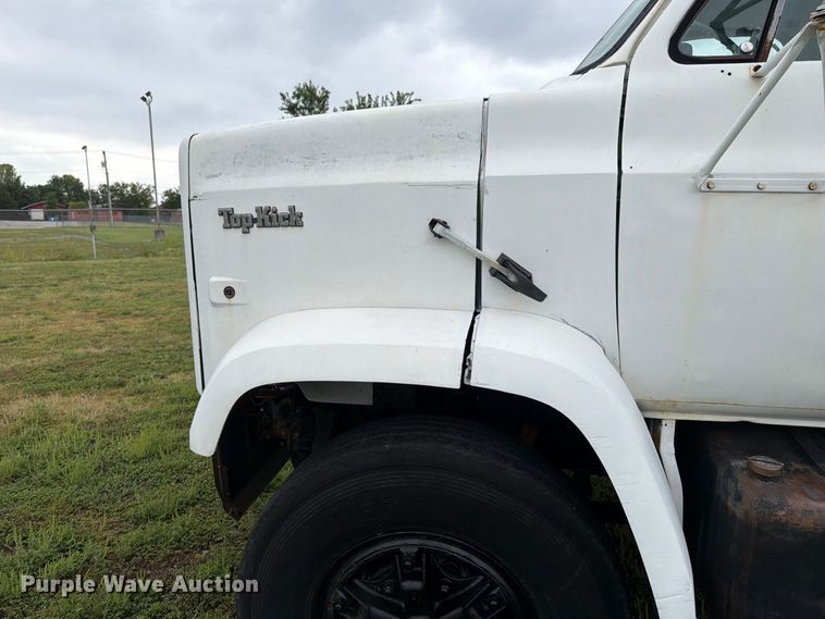 image for item FI1016 1988 GMC C7 Top Kick dump truck