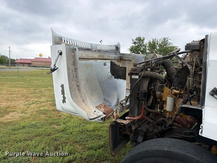 image for item FI1016 1988 GMC C7 Top Kick dump truck