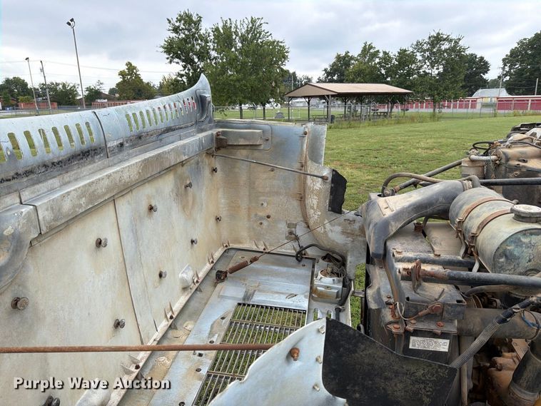 image for item FI1016 1988 GMC C7 Top Kick dump truck