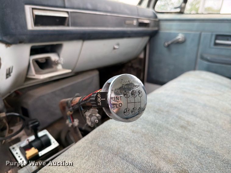 image for item FI1016 1988 GMC C7 Top Kick dump truck