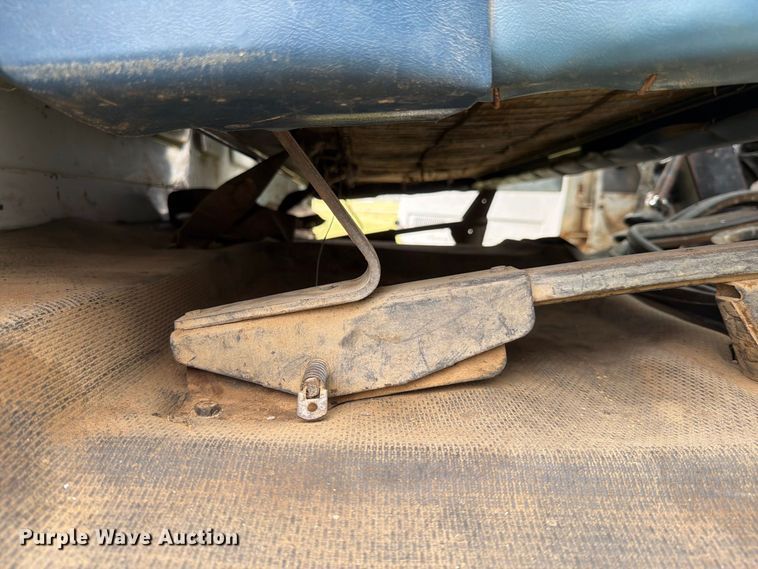 image for item FI1016 1988 GMC C7 Top Kick dump truck