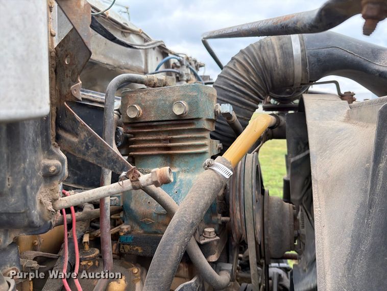 image for item FI1016 1988 GMC C7 Top Kick dump truck