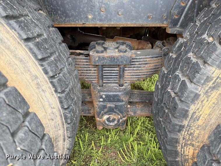 image for item FI1016 1988 GMC C7 Top Kick dump truck