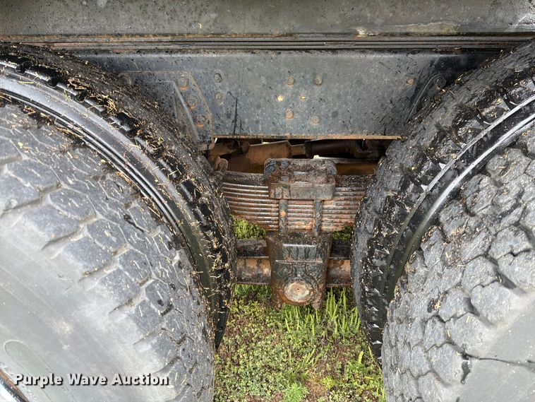 image for item FI1016 1988 GMC C7 Top Kick dump truck