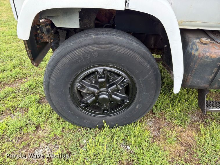 image for item FI1016 1988 GMC C7 Top Kick dump truck