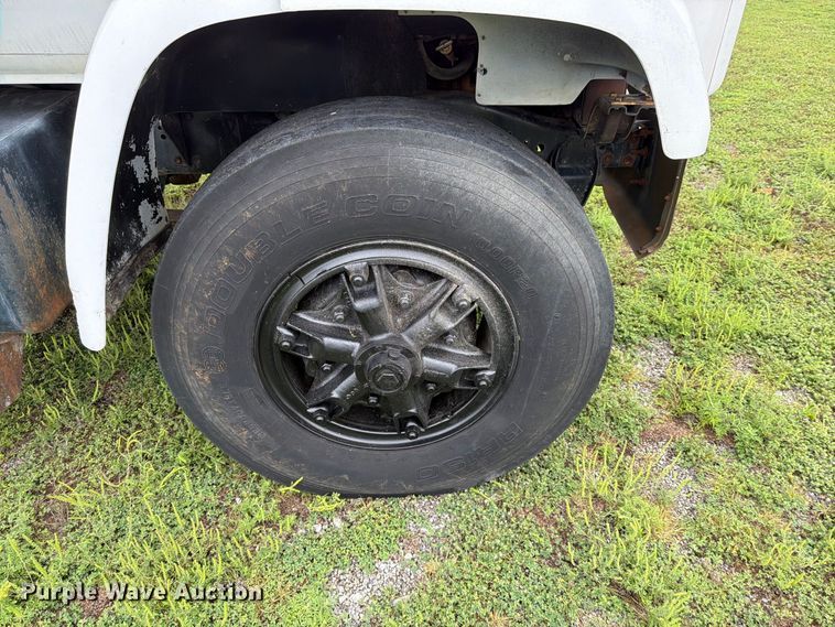 image for item FI1016 1988 GMC C7 Top Kick dump truck