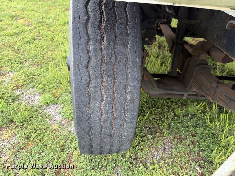 image for item FI1016 1988 GMC C7 Top Kick dump truck