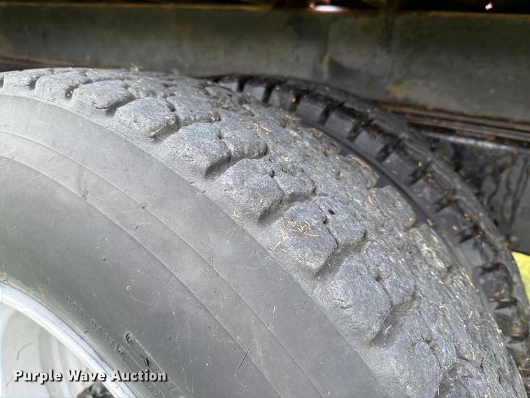 image for item FI1016 1988 GMC C7 Top Kick dump truck
