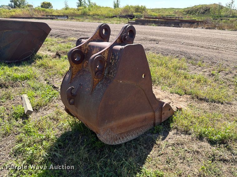 image for item FJ0502 Excavator bucket