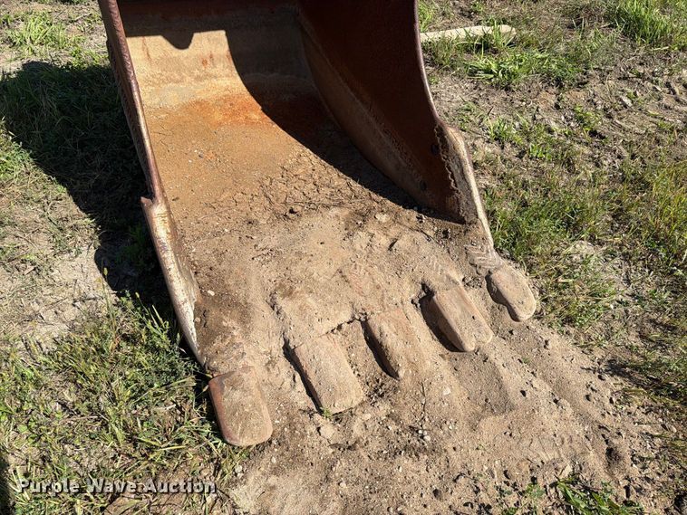 image for item FJ0502 Excavator bucket