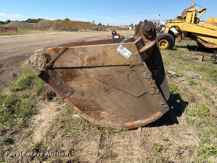 image for item FJ0503 EBI excavator bucket