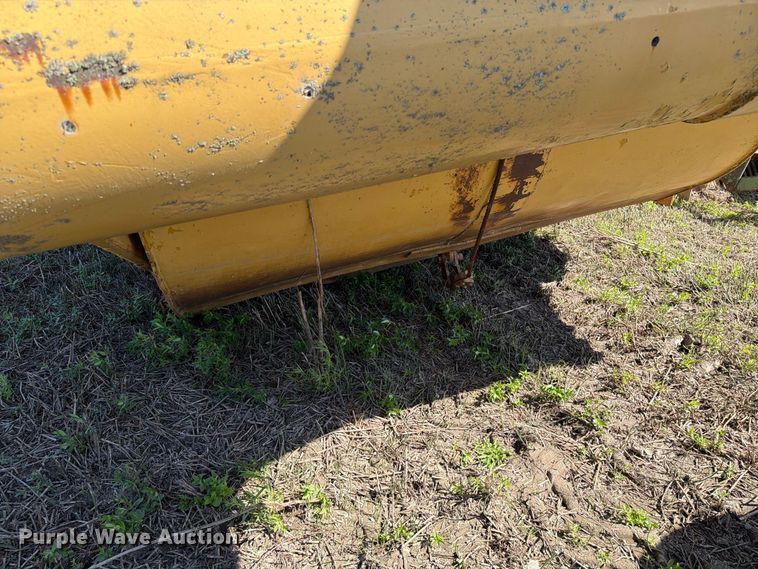 image for item FJ0504 Caterpillar 463 pull type scraper