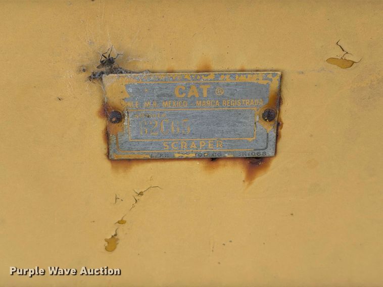 image for item FJ0504 Caterpillar 463 pull type scraper