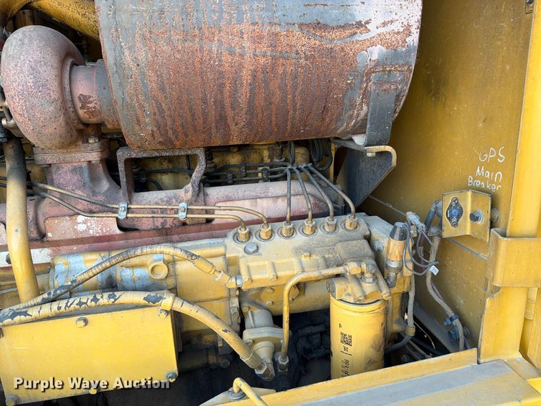 image for item FJ0505 2001 Caterpillar 14H motor grader