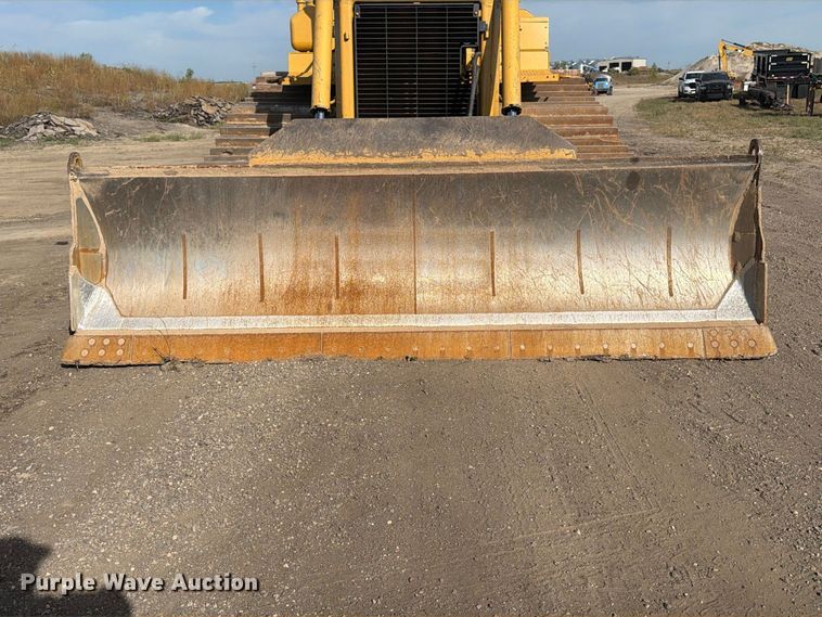 image for item FJ0509 2004 Caterpillar D6R dozer