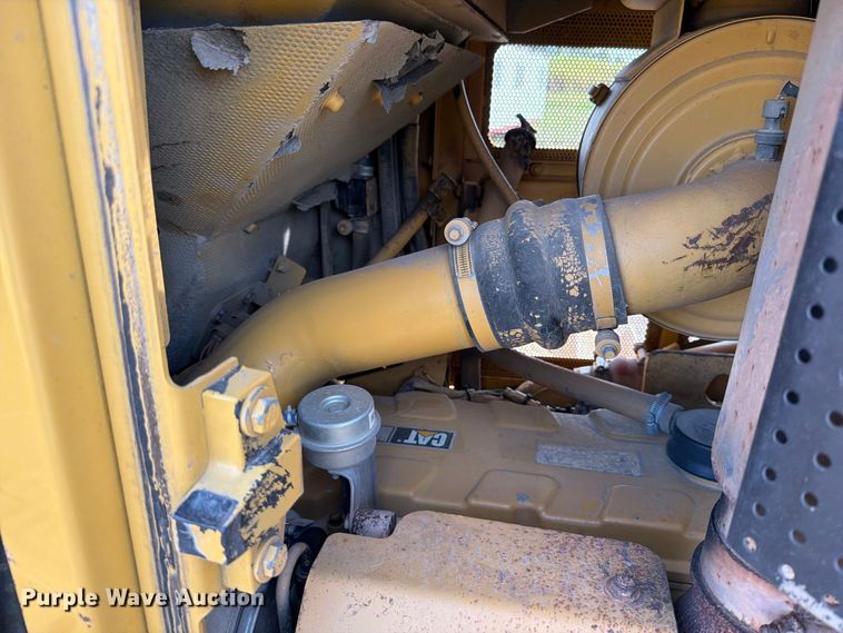 image for item FJ0509 2004 Caterpillar D6R dozer