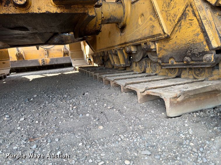 image for item FJ0509 2004 Caterpillar D6R dozer