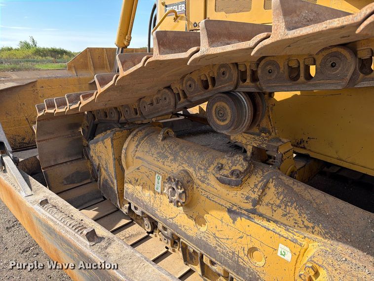 image for item FJ0509 2004 Caterpillar D6R dozer