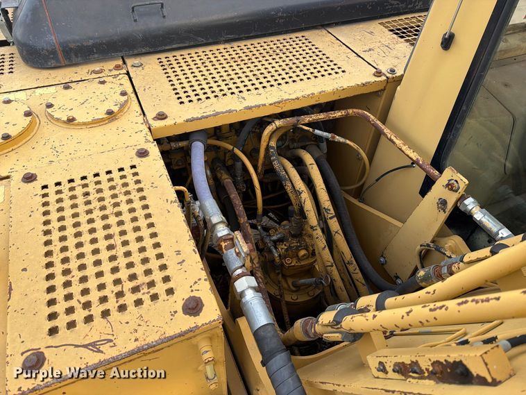 image for item FJ0511 1995 Caterpillar 315L excavator