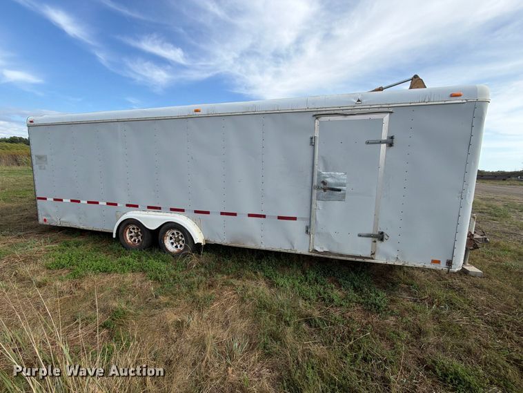 image for item FJ0512 1993 United Express Cargo enclosed cargo trailer