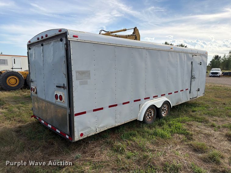 image for item FJ0512 1993 United Express Cargo enclosed cargo trailer