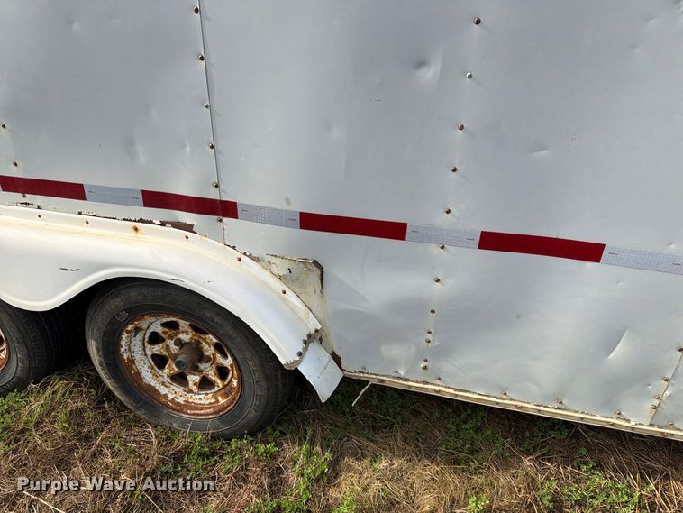 image for item FJ0512 1993 United Express Cargo enclosed cargo trailer